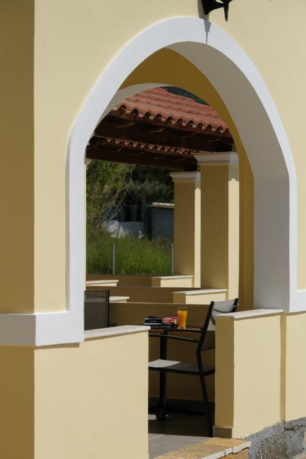 Feeloxenia Corfu Apartments Akharavi Extérieur photo