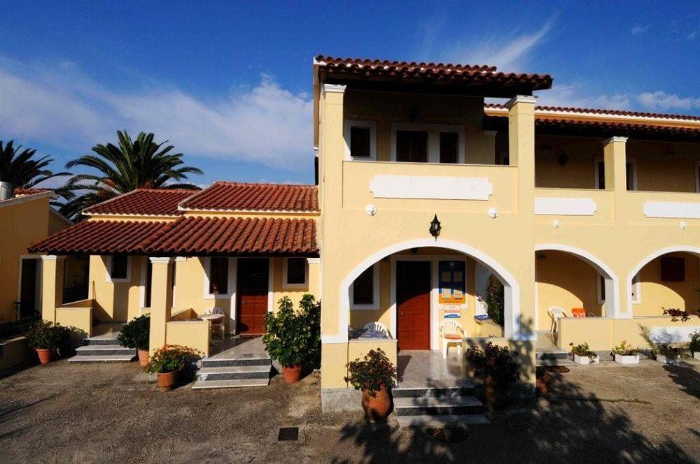 Feeloxenia Corfu Apartments Akharavi Extérieur photo