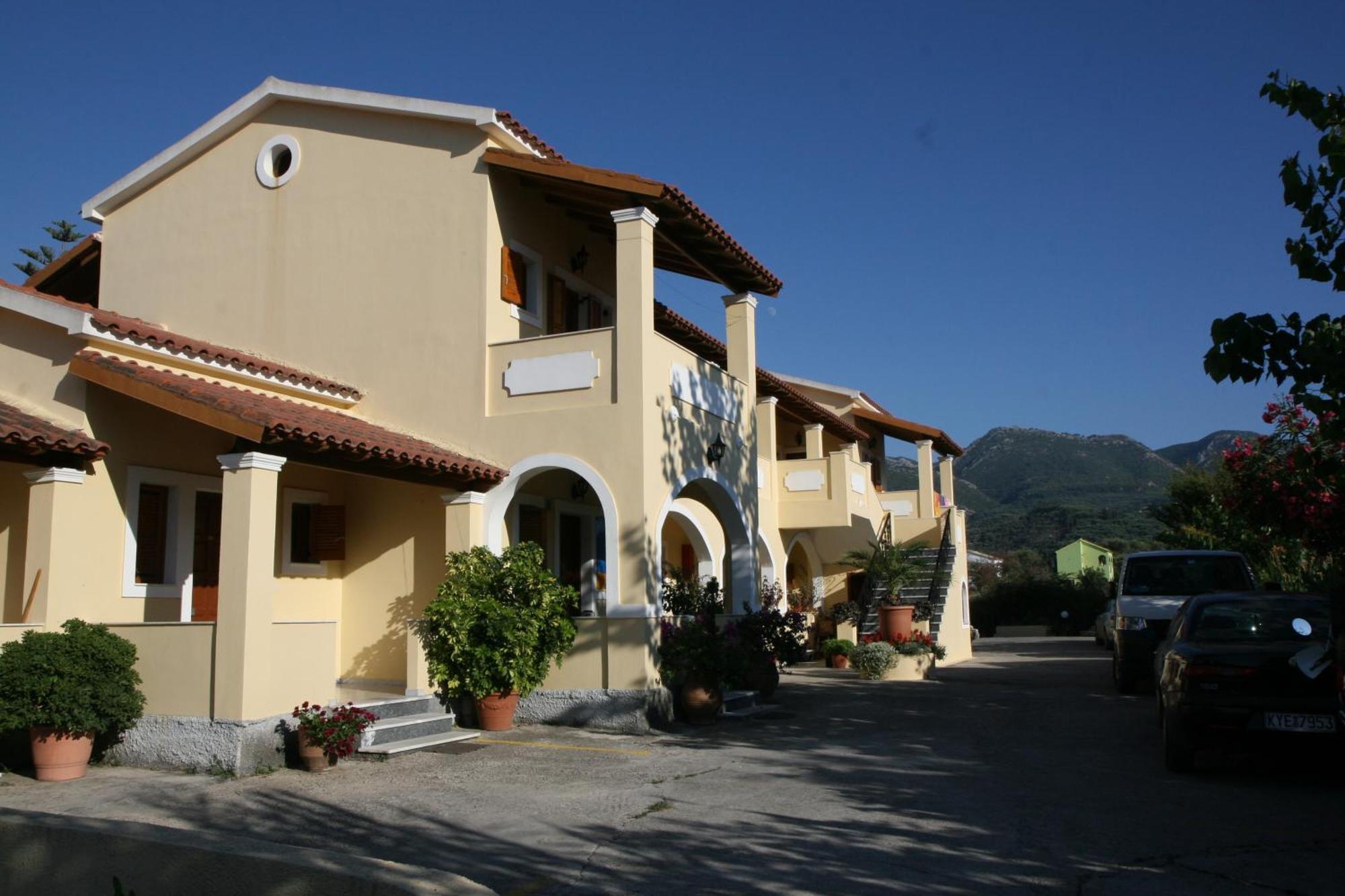 Feeloxenia Corfu Apartments Akharavi Extérieur photo